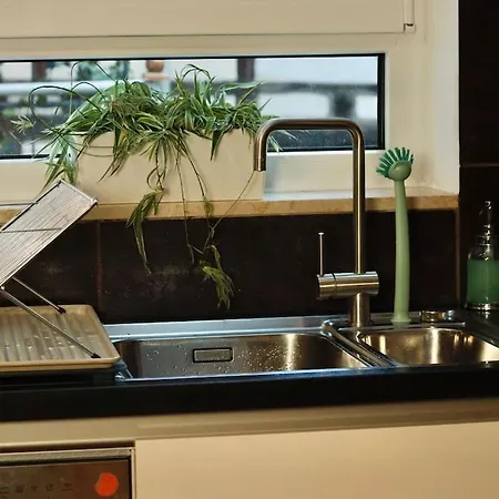 Appartement Modern In The Heart Of