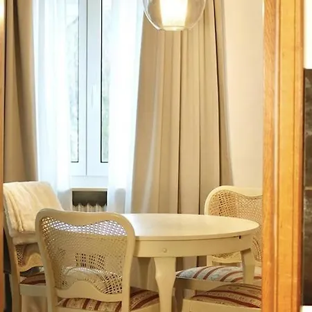 Modern In The Heart Of Apartment